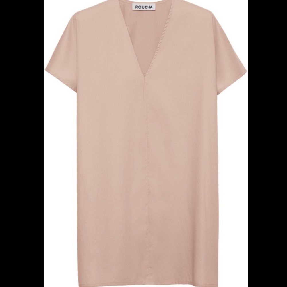 Roucha / totokaelo tunic Sz cc ( medium -large )